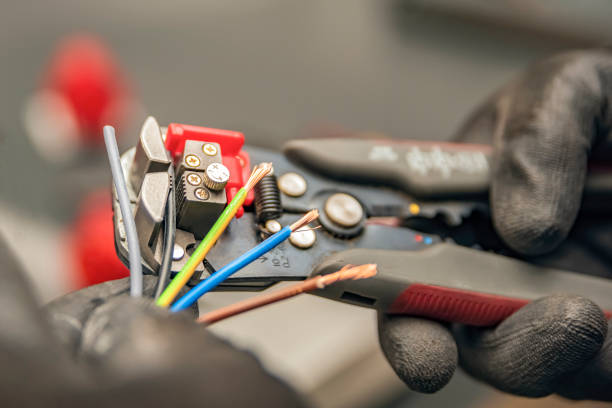 Best 24-Hour Electrician  in Weatherby Lake, MO