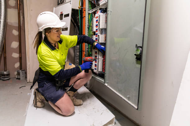 Best Emergency Electrical Repair  in Weatherby Lake, MO